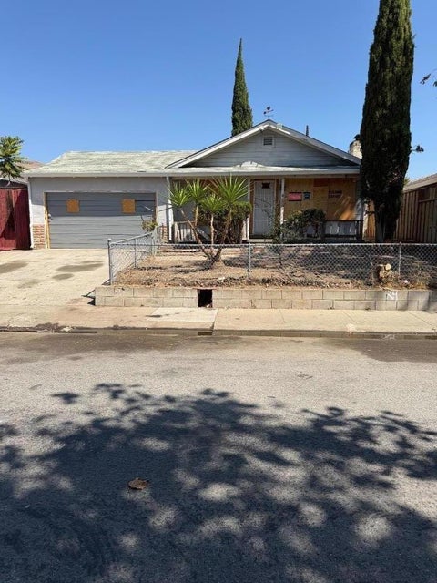 Photo of 914 Alba Court, San Jose, CA 95127 (MLS # ML82061787)