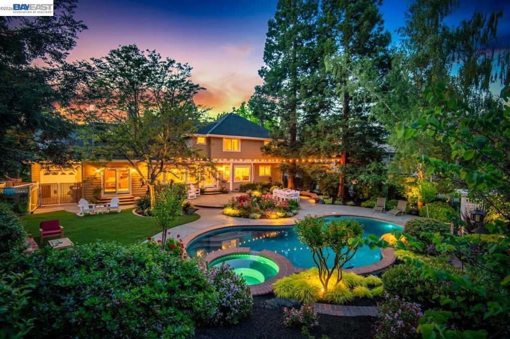 859 859 Gray Fox Cir