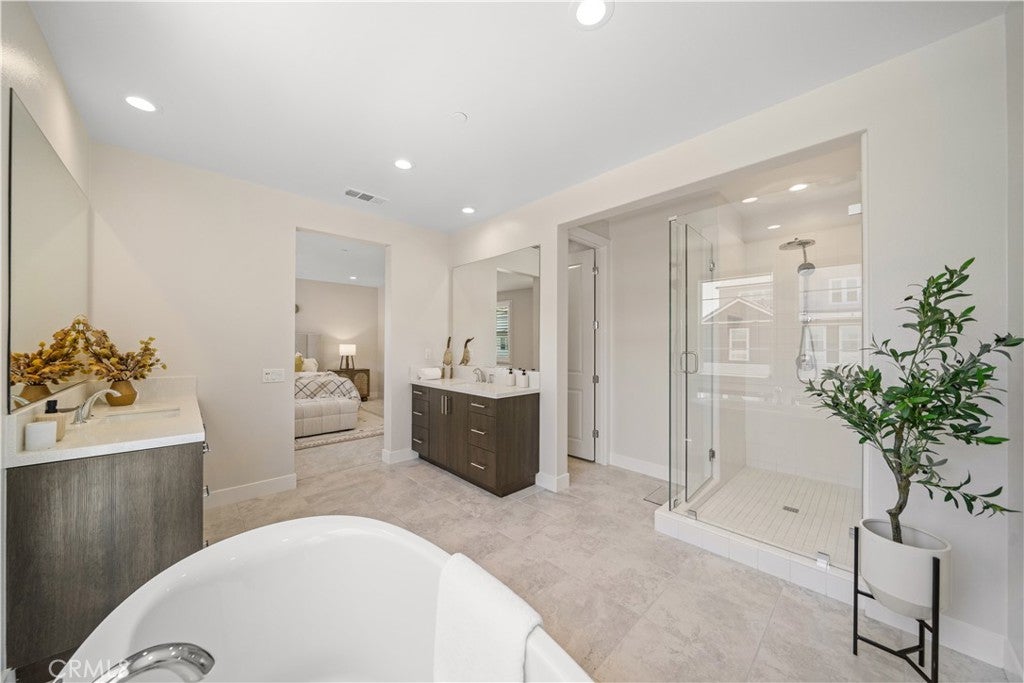 270 Burwood, Lake Forest CA 92630 - Photo 42