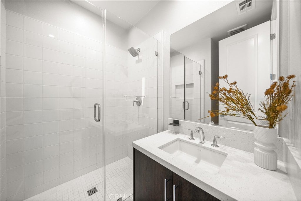 270 Burwood