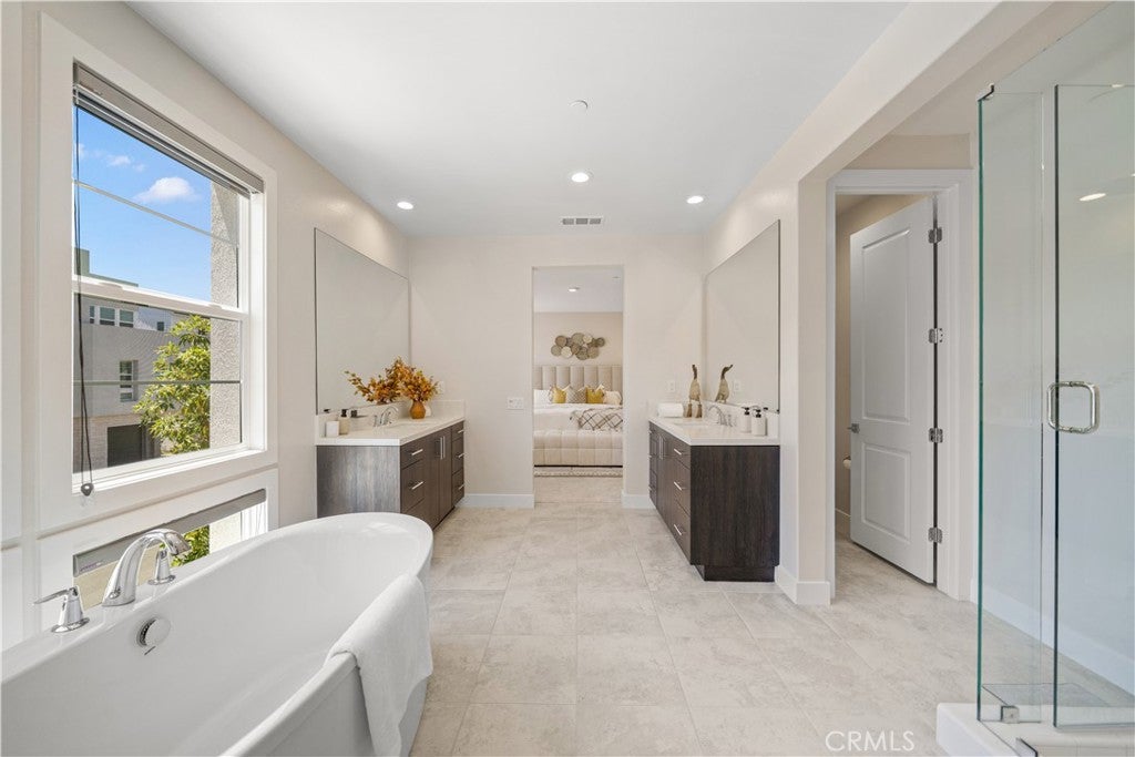 270 Burwood, Lake Forest CA 92630 - Photo 43
