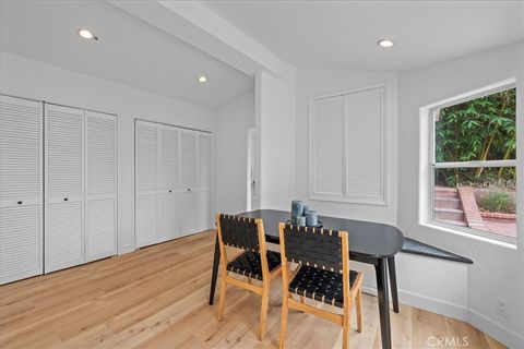 Tiny photo for 512 S Gertruda Avenue, Redondo Beach, CA 90277 (MLS # SB25220892)