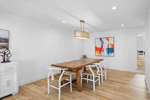 Tiny photo for 512 S Gertruda Avenue, Redondo Beach, CA 90277 (MLS # SB25220892)