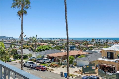 Tiny photo for 512 S Gertruda Avenue, Redondo Beach, CA 90277 (MLS # SB25220892)