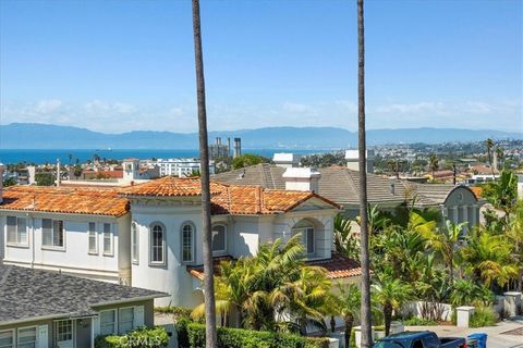 Tiny photo for 512 S Gertruda Avenue, Redondo Beach, CA 90277 (MLS # SB25220892)