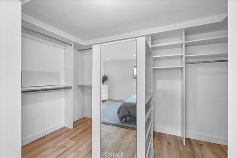 Tiny photo for 512 S Gertruda Avenue, Redondo Beach, CA 90277 (MLS # SB25220892)