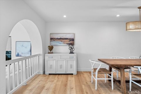 Tiny photo for 512 S Gertruda Avenue, Redondo Beach, CA 90277 (MLS # SB25220892)