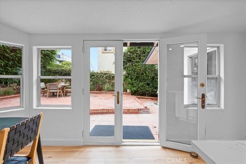 Tiny photo for 512 S Gertruda Avenue, Redondo Beach, CA 90277 (MLS # SB25220892)