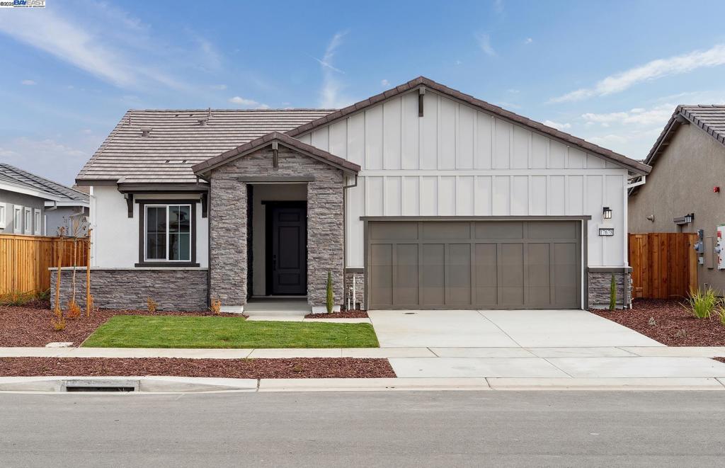 Del Webb at River Islands, in Lathrop, is a 55+, age-restricted, Active Adult community. The perfect Sanctuary floorplan features a spacious owners suite and walk in closet. The gathering room joins the cafe for fun entertaining. The kitchen has a large island for family and friends to join you in the kitchen. Enjoy your private patio.