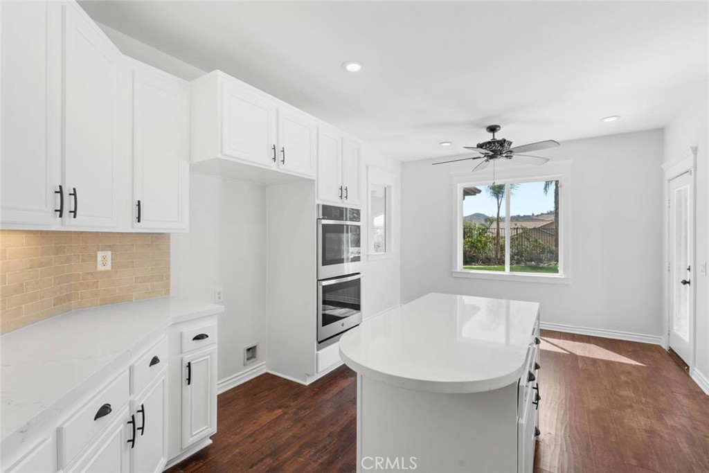 31926 Hyacinth Court