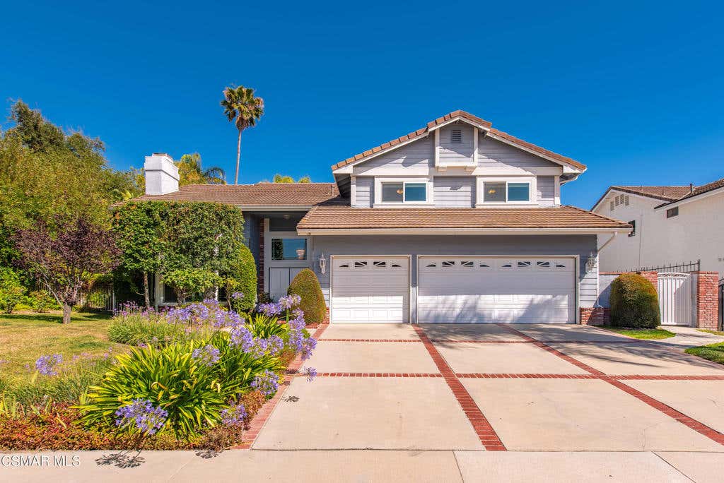 Photo of 3732 Via Del Prado, Calabasas, CA 91302 (MLS # 226002810)