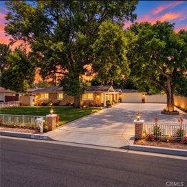 10292 Center Villa Park CA 92861