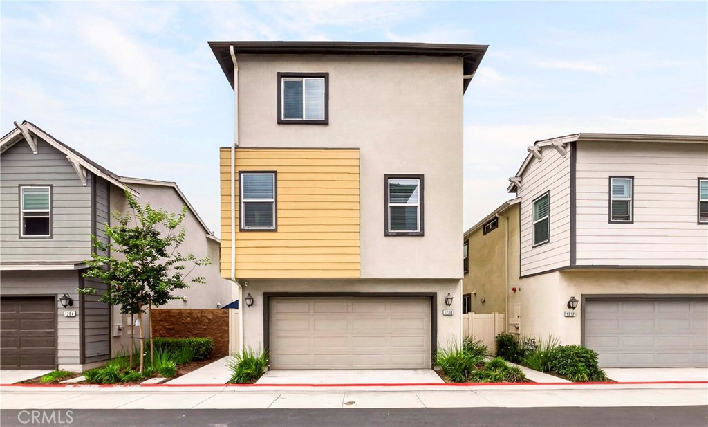 1208 Dock Lane