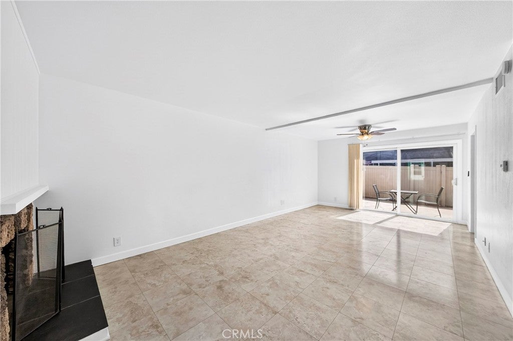 6638 Bridle Circle