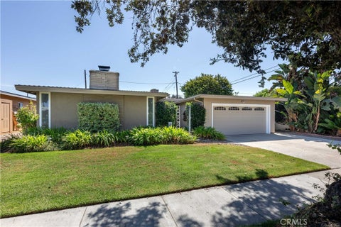 Photo of 2730 Marber AVE, Long Beach, CA 90815 (MLS # PW26186185)