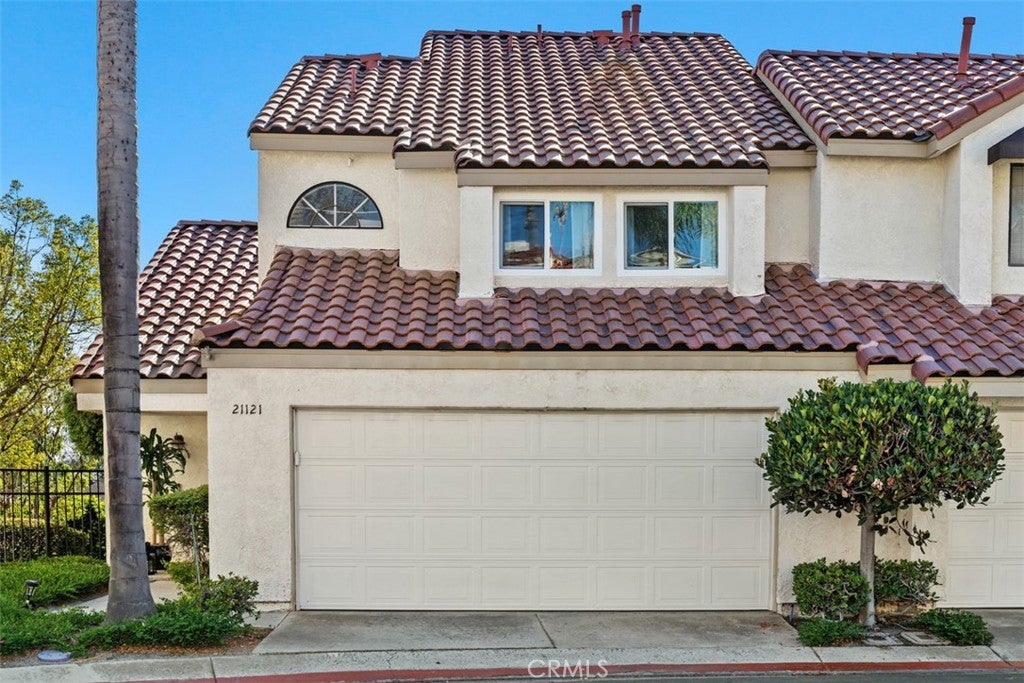 21121 Calle De Paseo