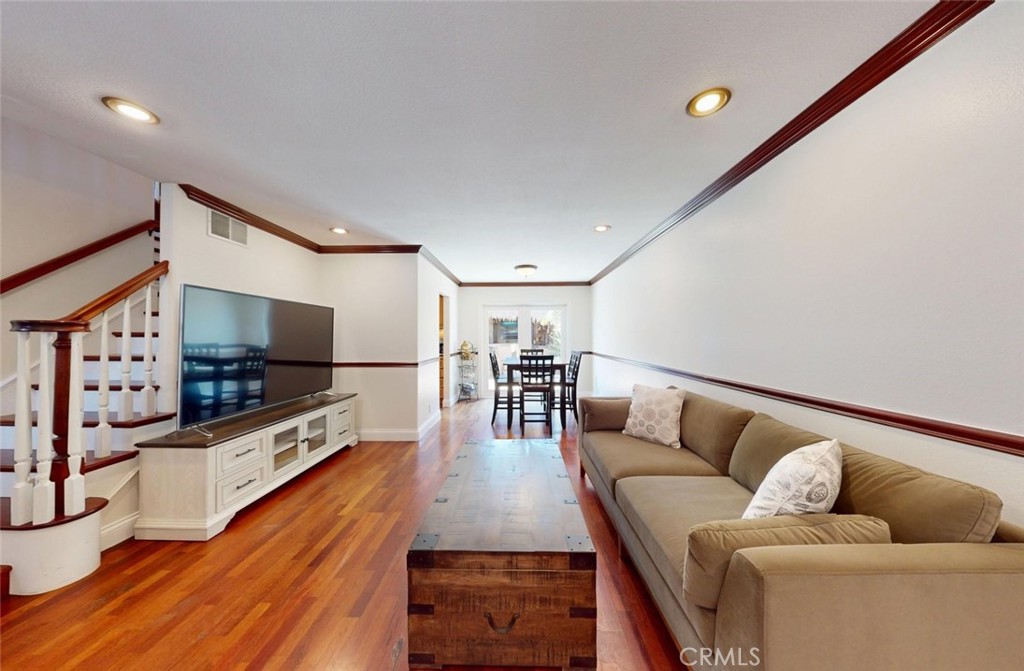 8492 Spring Circle