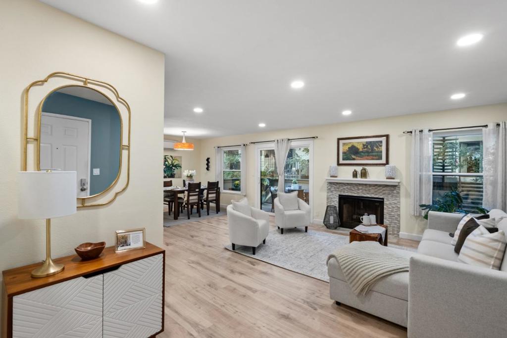 386 Union Avenue D, Campbell CA 95008