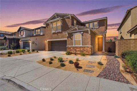 1679 Camellia Redlands CA 92374