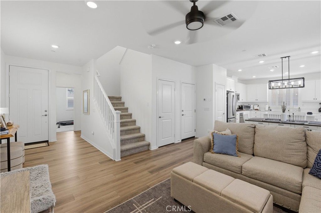 Photo of 1679 Camellia Ln, Redlands, CA 92374 (MLS # CV26062479)