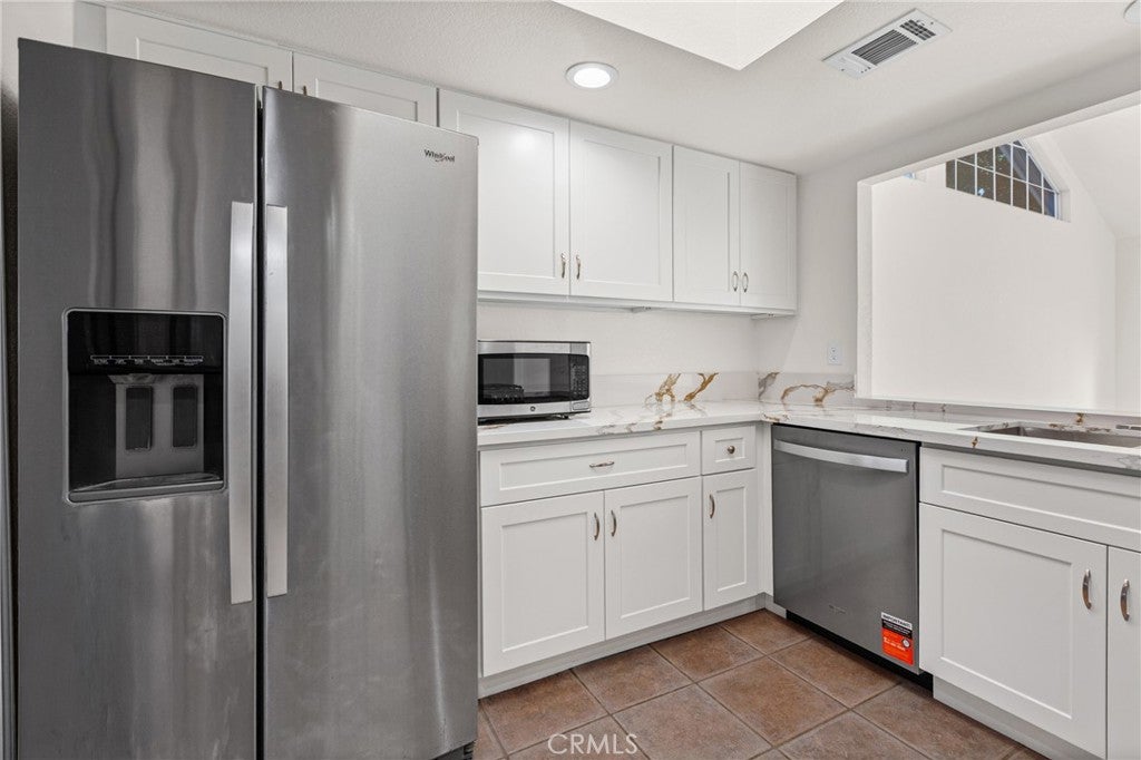 1346 Woodmere