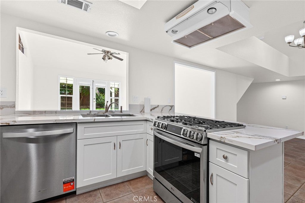 1346 Woodmere