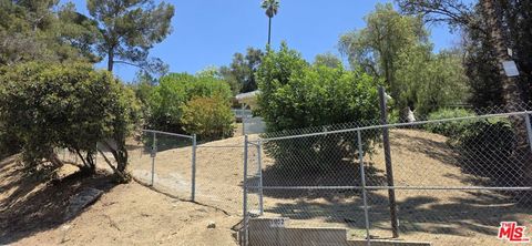 Photo of 3952 Harriman Avenue, Los Angeles, CA 90032 (MLS # 25564381) Photo of 3952 Harriman Avenue, Los Angeles, CA 90032 (MLS # 25564381)