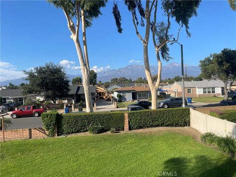 Photo of 960 Pinyon Ct, Ontario, CA 91762 (MLS # TR25229250)