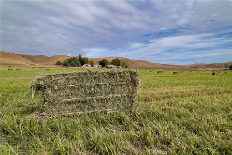 Tiny photo for 13625 Ea Hwy 46 Pl, Paso Robles, CA 93446 (MLS # NS26156511)