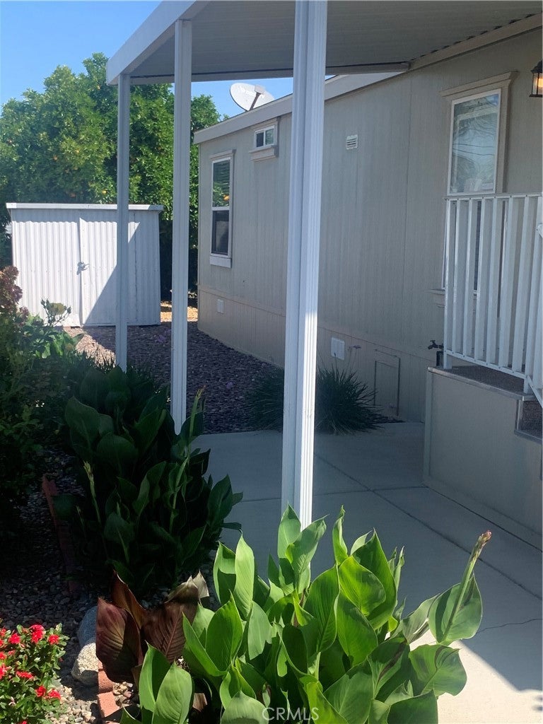 1600 S San Jacinto Ave 16
