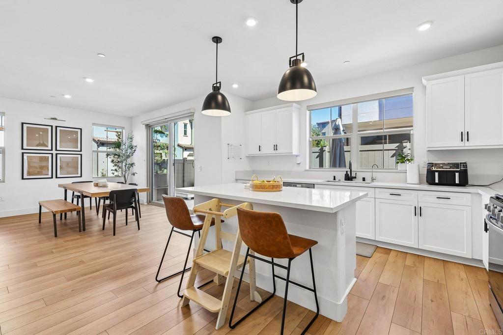 1705 Valley Oak Way