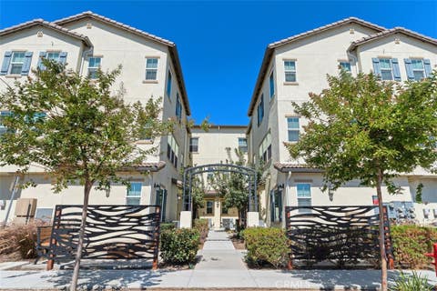 Photo of 784 N Ethan WAY, Anaheim, CA 92805 (MLS # OC26146925)