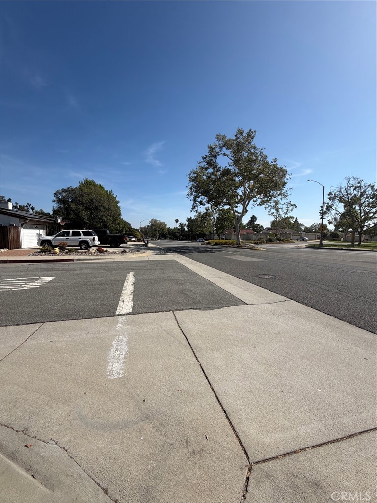 1978 N Indian Hill
