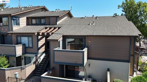 Photo of 277 Hackamore Cmn, Fremont, CA 94539 (MLS # 41134222)