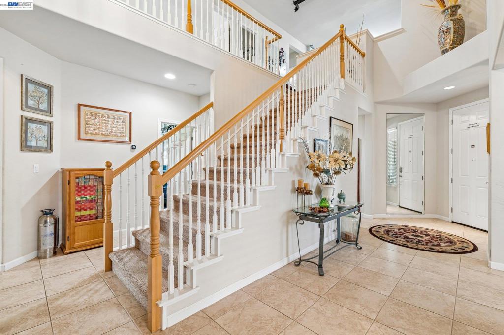 1021 Saunders Ct