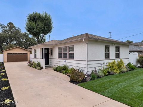 Photo of 606 Hodencamp Road, Thousand Oaks, CA 91360 (MLS # 226003214)