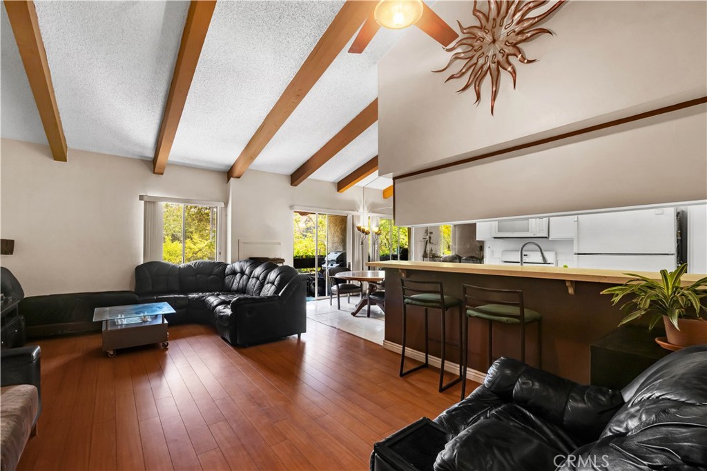 Properties 3 2700 Cahuenga Boulevard E 1302
