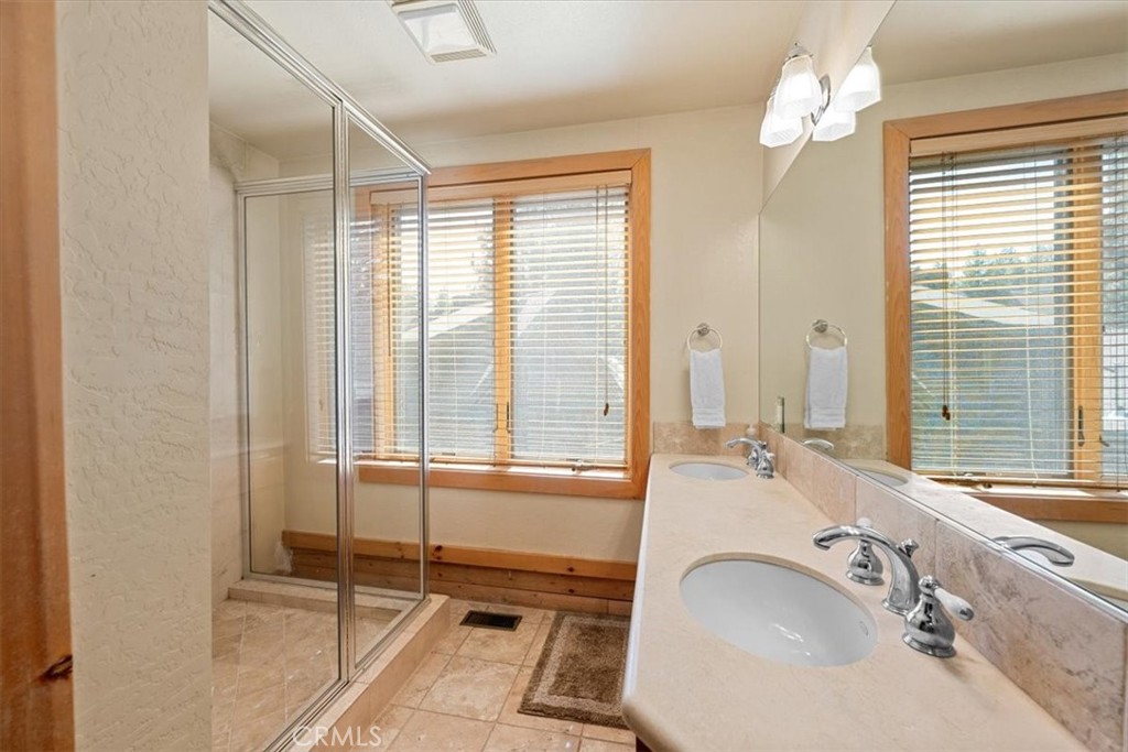 Big Bear Lake, California, 92315, United States, 6 Bedrooms Bedrooms, ,4 BathroomsBathrooms,Residential,Active,2034001