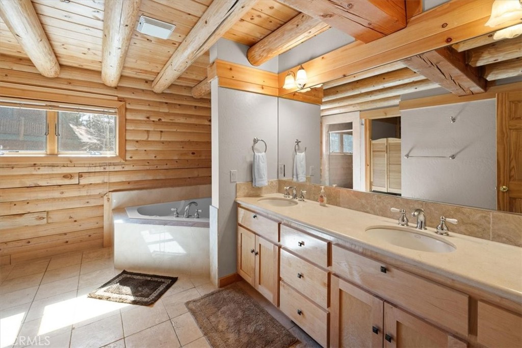 Big Bear Lake, California, 92315, United States, 6 Bedrooms Bedrooms, ,4 BathroomsBathrooms,Residential,Active,2034001