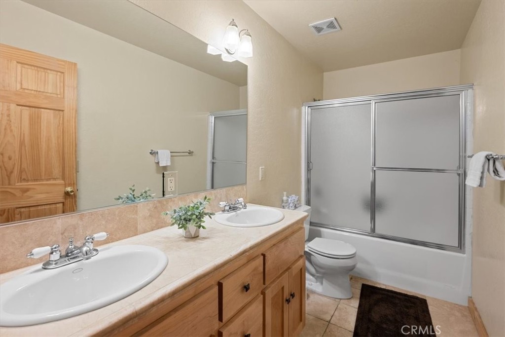 Big Bear Lake, California, 92315, United States, 6 Bedrooms Bedrooms, ,4 BathroomsBathrooms,Residential,Active,2034001