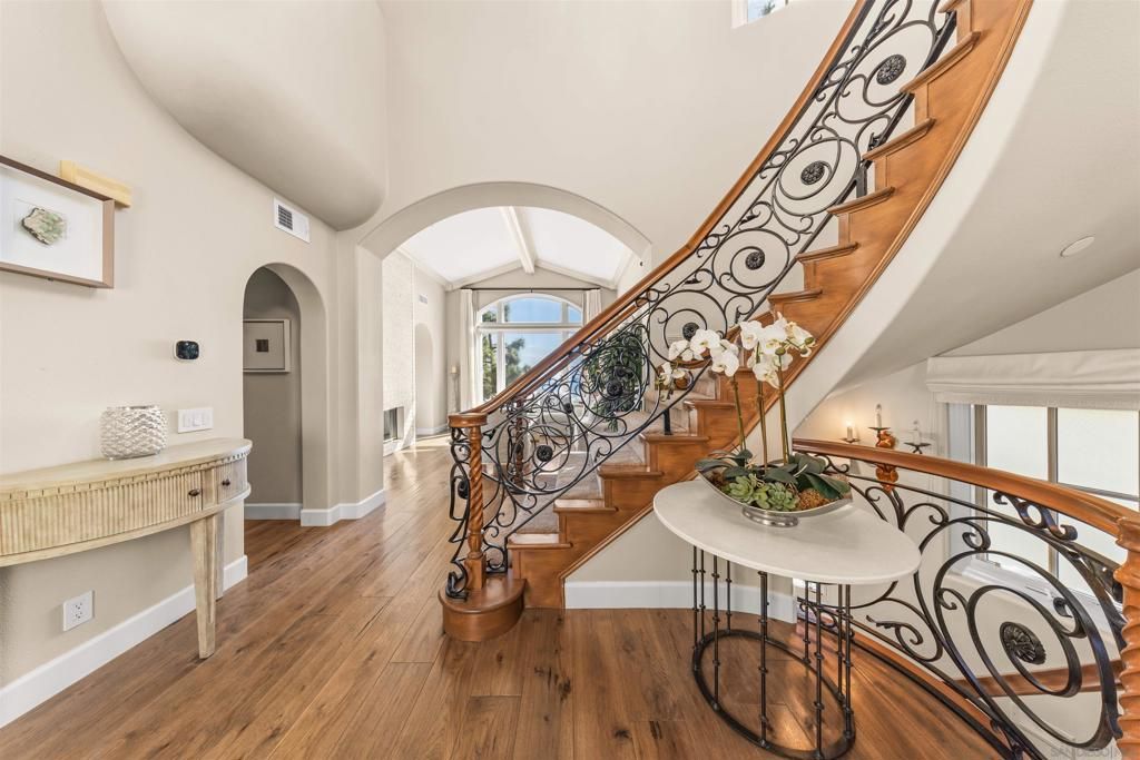 Photo of 42 Sidra Cove Cv, Newport Coast, CA 92657 (MLS # 260010969SD)