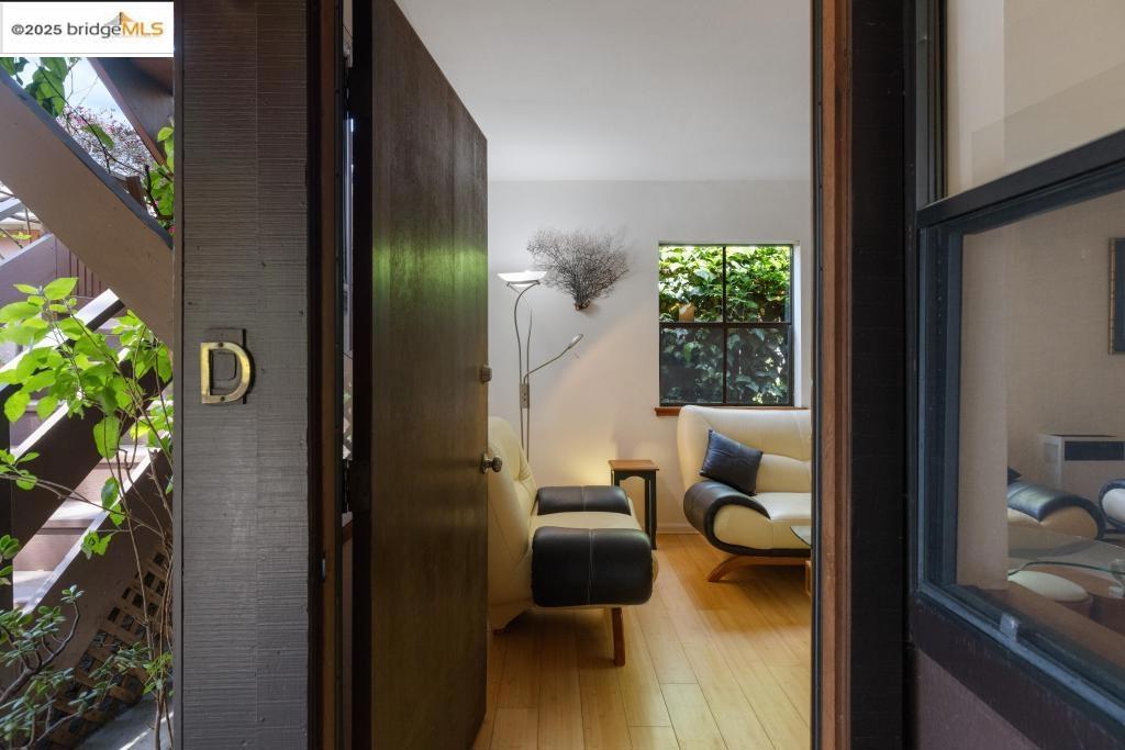 ELMWOOD - Residential