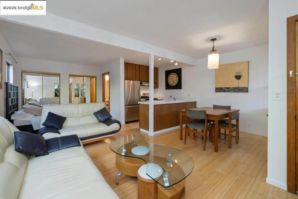 ELMWOOD - Residential