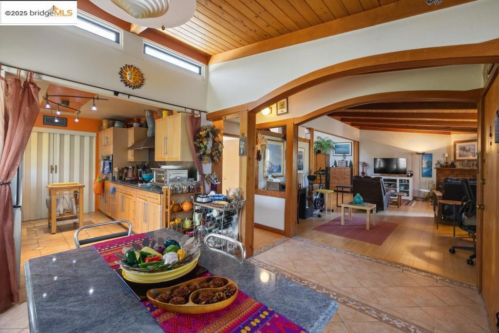 ELMWOOD - Residential