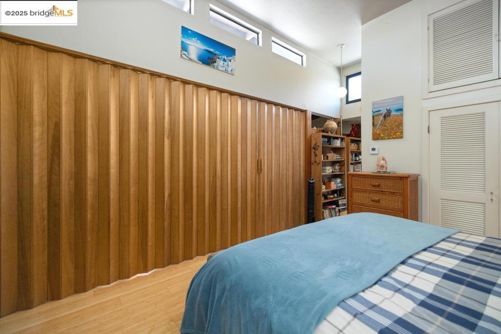 ELMWOOD - Residential