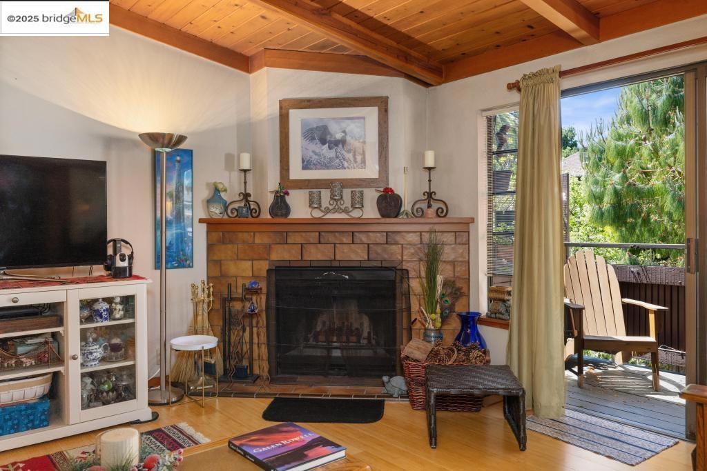 ELMWOOD - Residential