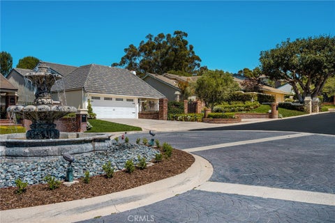 Photo of 5603 E Crest De Ville AVE, Orange, CA 92867 (MLS # PW26204088)