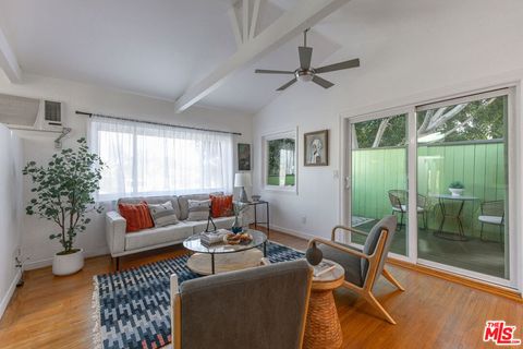 2237 Effie Street Los Angeles CA 90026