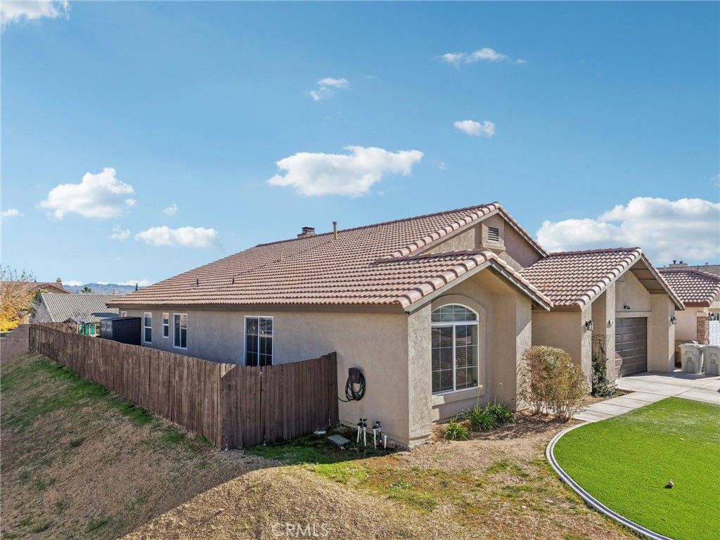 Photo of 8959 Wedgewood Court, Hesperia, CA 92344 (MLS # CV25276972)