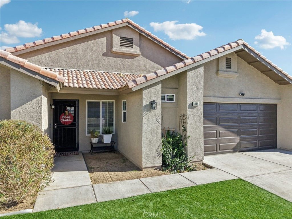 Photo of 8959 Wedgewood Court, Hesperia, CA 92344 (MLS # CV25276972)